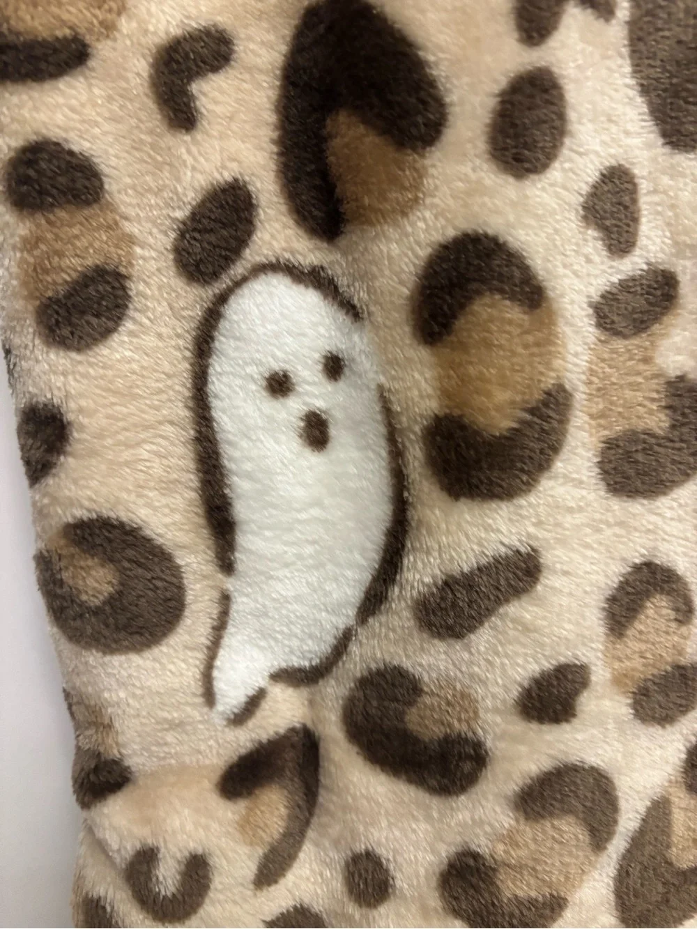 Envogue Leopard Ghost Bat Halloween Plush Throw Blanket 60 x 70 NWT